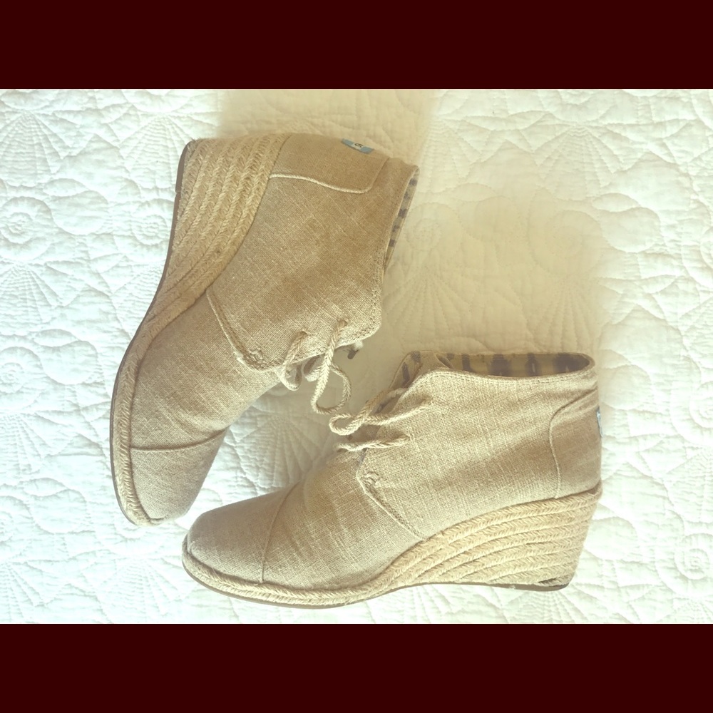 Canvas TOMS wedges